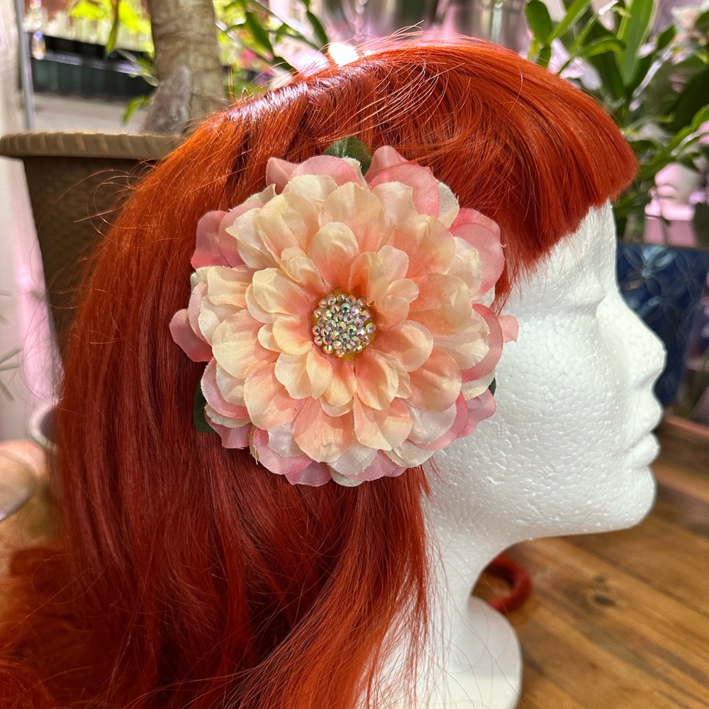 Flower hair clip